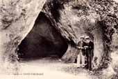 Grottes de Saint-Porchaire (33 Ko)