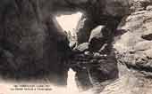 Grotte  de la Roche Percée à Congrigoux (34 Ko)