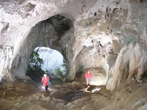 Grotte de Cayre-Crêt