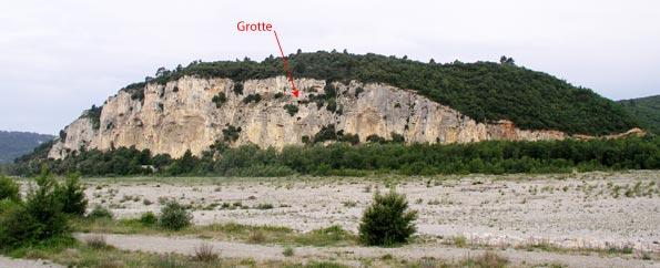 Le rocher et la grotte de Saint-Eucher