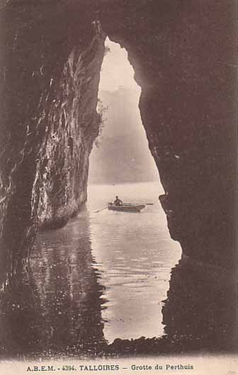 Grotte du Perthuis