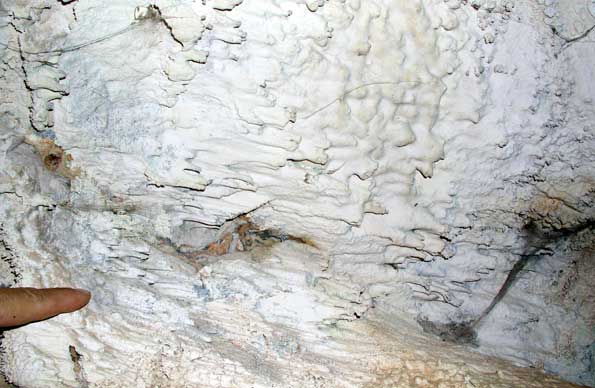 Grotte 2 de la Rouveyrolle